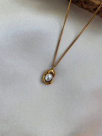 Freshwater Pearl Necklace